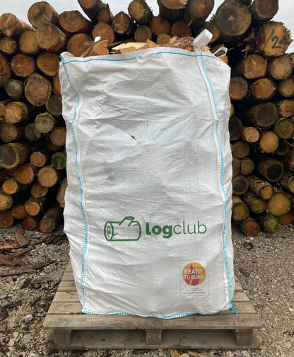 XL Bag of Kiln Dried British Wood Burner Firewood Logs on pallet